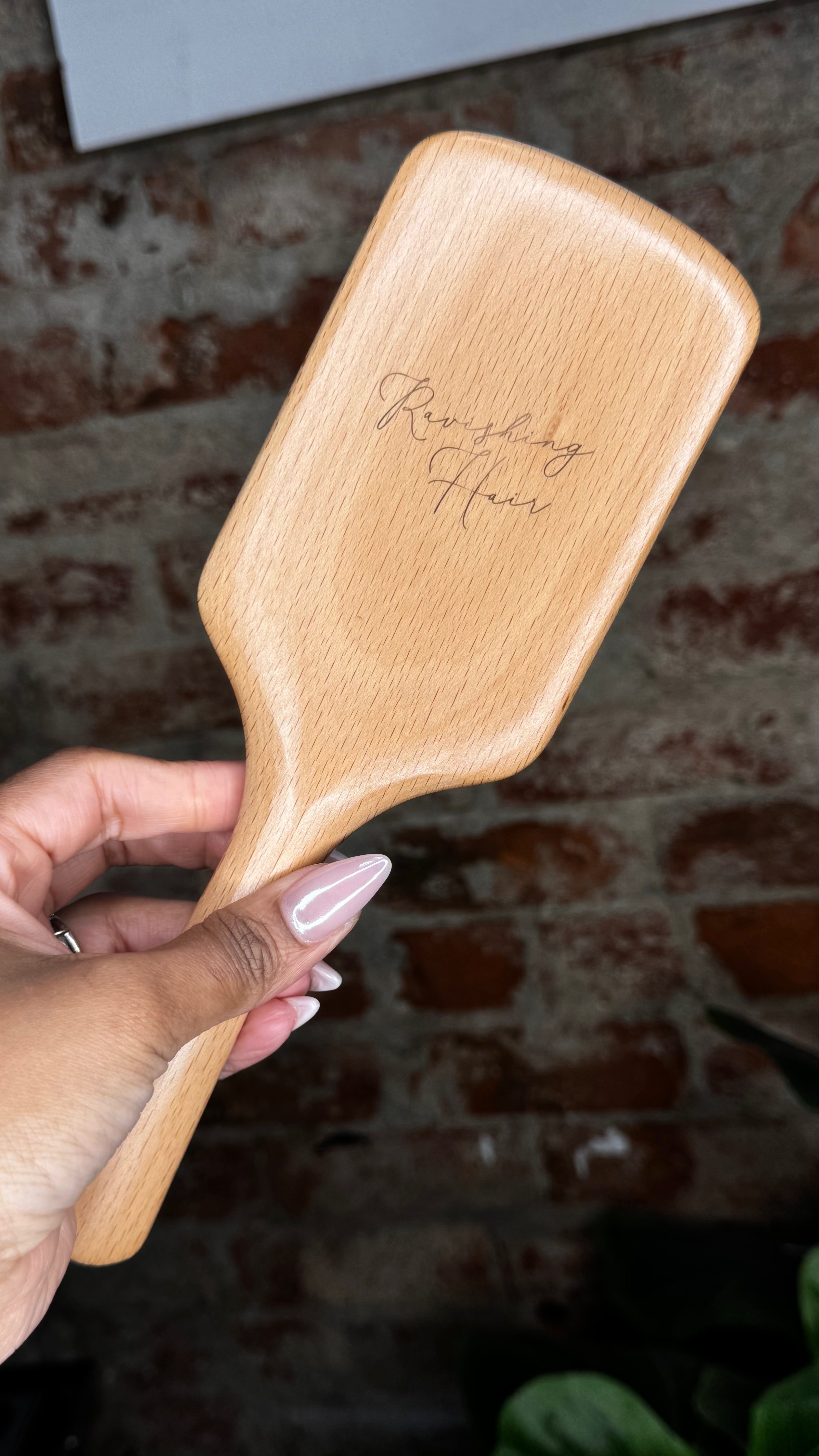 Ravishing Detangling hair brush